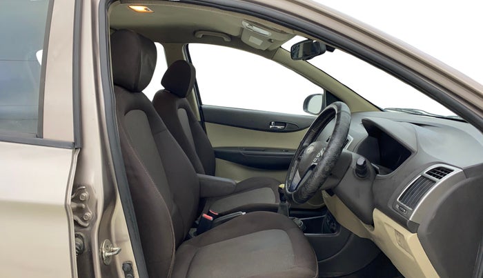 2014 Hyundai Elite i20 ASTA 1.2, Petrol, Manual, 1,15,781 km, Right Side Front Door Cabin