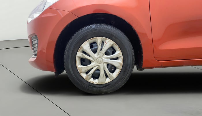 2018 Maruti Swift VXI AMT, Petrol, Automatic, 47,512 km, Left Front Wheel