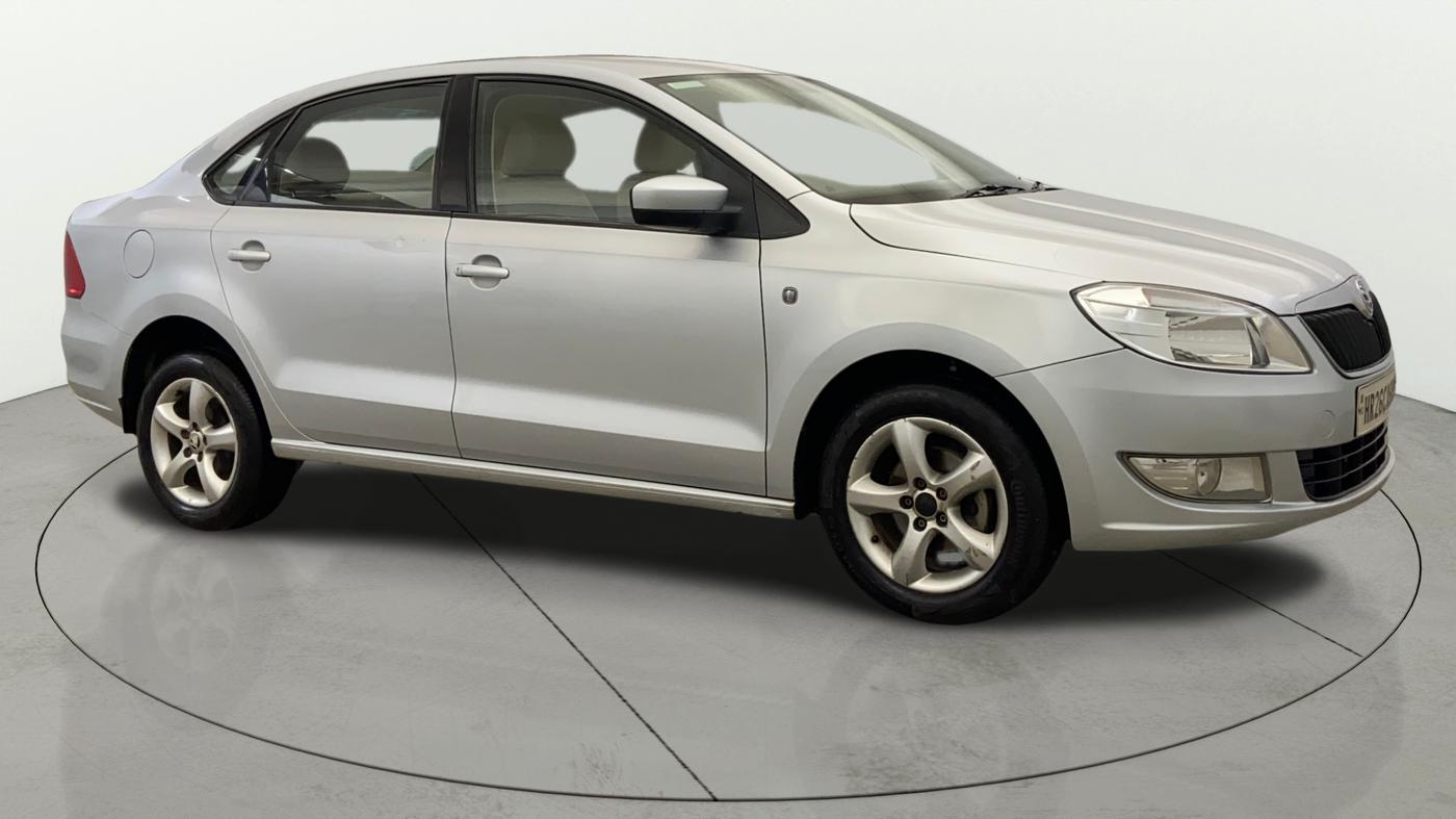 2013 Skoda Rapid ELEGANCE 1.6 MPI MT, Petrol, Manual, 84,349 km, Right Front Diagonal