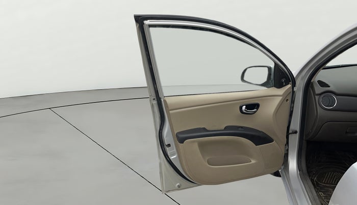 2015 Hyundai i10 SPORTZ 1.1, Petrol, Manual, 75,400 km, LHS Front Door