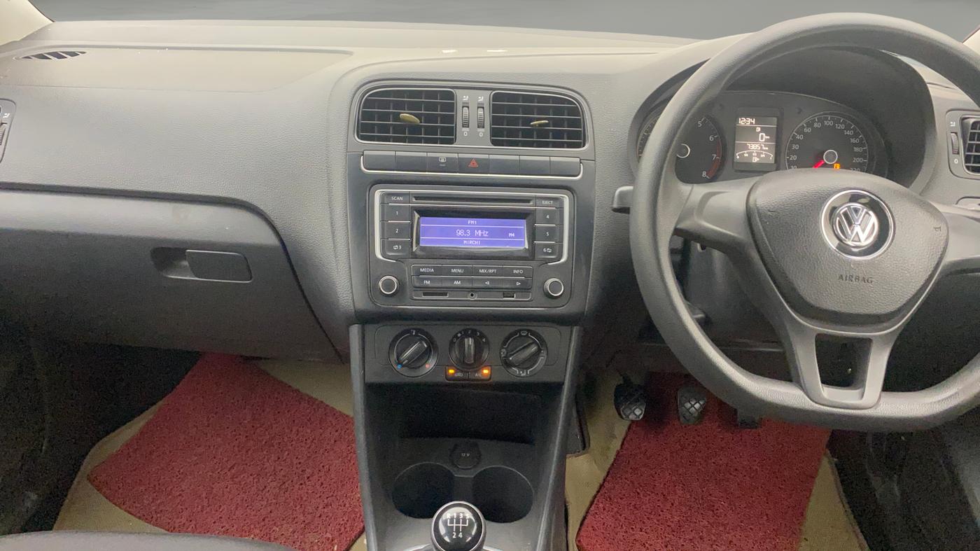 2015 Volkswagen Polo COMFORTLINE 1.2L, Petrol, Manual, 73,819 km, Air Conditioner