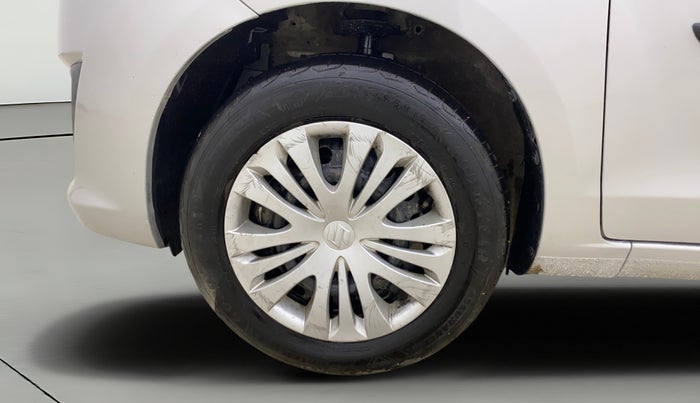 2014 Maruti Ertiga VDI, Diesel, Manual, 1,01,039 km, Left Front Wheel