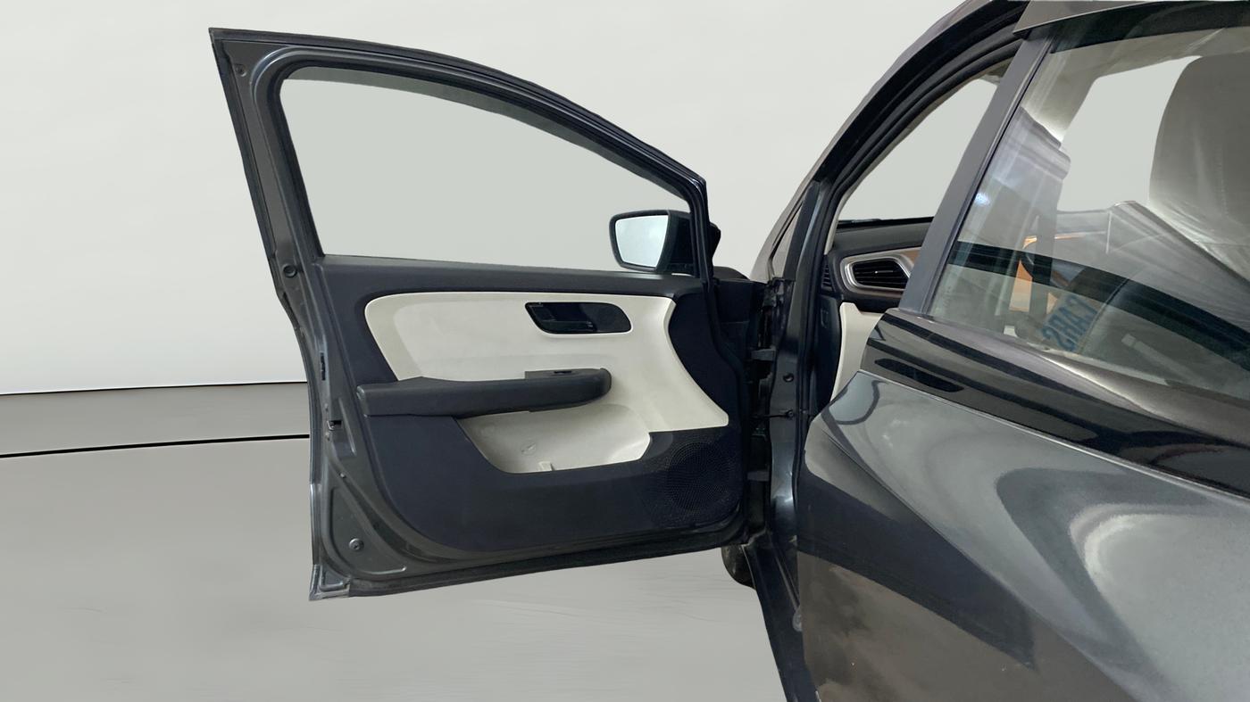 2023 Tata ALTROZ XM PLUS PETROL, Petrol, Manual, 16,151 km, LHS Front Door