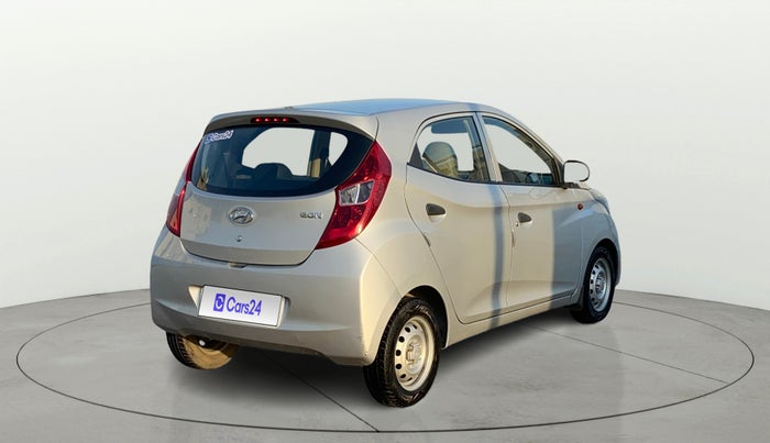2018 Hyundai Eon ERA +, Petrol, Manual, 33,667 km, Right Back Diagonal