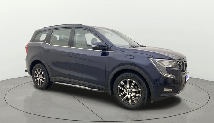 2021 Mahindra XUV700 AX 7 P AT 7 STR, Petrol, Automatic, 31,113 km, Right Front Diagonal