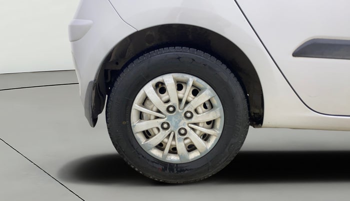 2014 Hyundai i10 MAGNA 1.1, Petrol, Manual, 56,641 km, Right Rear Wheel