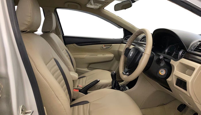 2018 Maruti Ciaz SIGMA 1.4 MT PETROL, Petrol, Manual, 45,657 km, Right Side Front Door Cabin