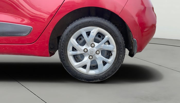 2017 Hyundai Grand i10 SPORTZ (O) 1.2 KAPPA VTVT, Petrol, Manual, 76,949 km, Left Rear Wheel