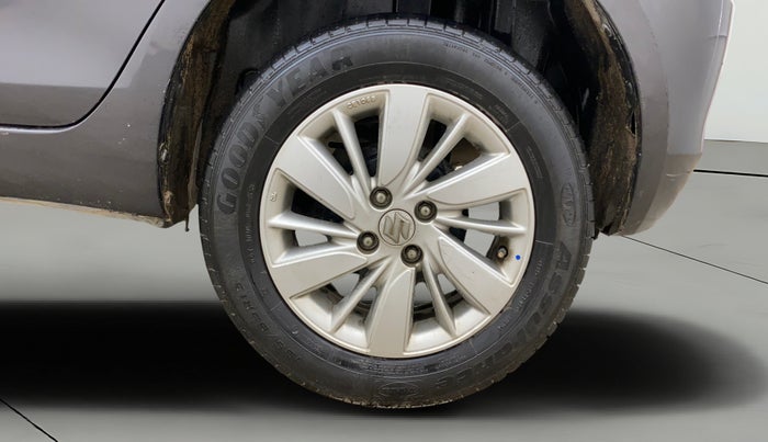 2015 Maruti Swift ZXI, Petrol, Manual, 65,375 km, Left Rear Wheel