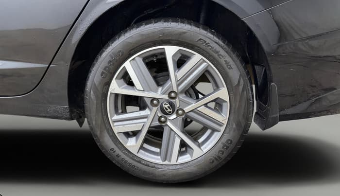 2023 Hyundai Verna SX 1.5 l MPI, Petrol, Manual, 37,017 km, Left Rear Wheel