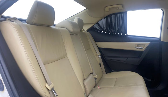 2017 Toyota Corolla Altis VL CVT PETROL, Petrol, Automatic, 93,281 km, Right Side Rear Door Cabin