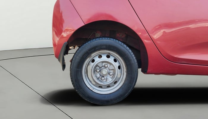 2012 Hyundai Eon D-LITE+, Petrol, Manual, 44,104 km, Right Rear Wheel