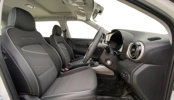 2025 Hyundai EXTER SX 1.2 MT Hy-CNG Duo , CNG, Manual, 568 km, Right Side Front Door Cabin