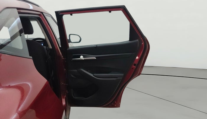 2023 KIA SELTOS  HTK PLUS 1.5 PETROL MT, Petrol, Manual, 31,141 km, RHS Rear Door