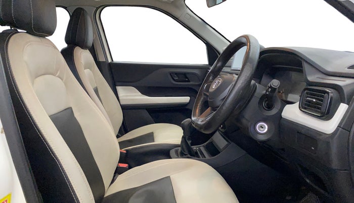 2023 Tata PUNCH PURE MT CNG, CNG, Manual, 35,762 km, Right Side Front Door Cabin