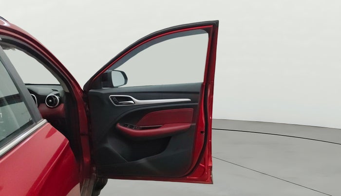 2022 MG ASTOR SAVVY 1.3 TURBO AT S RED, Petrol, Automatic, 50,699 km, RHS Front Door