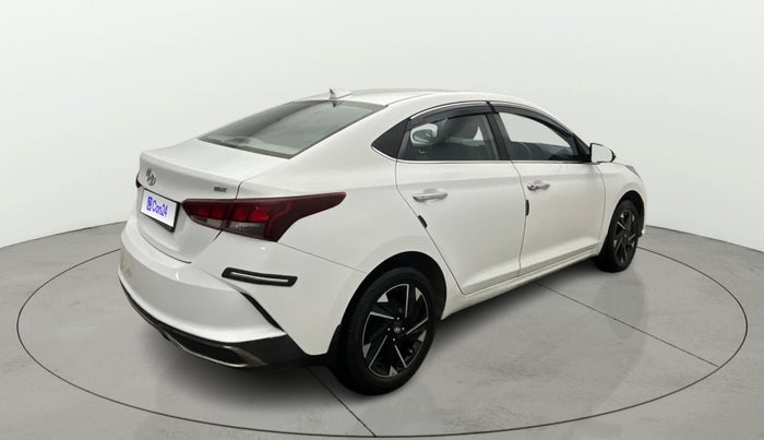 2022 Hyundai Verna SX (O) 1.5 VTVT IVT, Petrol, Automatic, 42,753 km, Right Back Diagonal