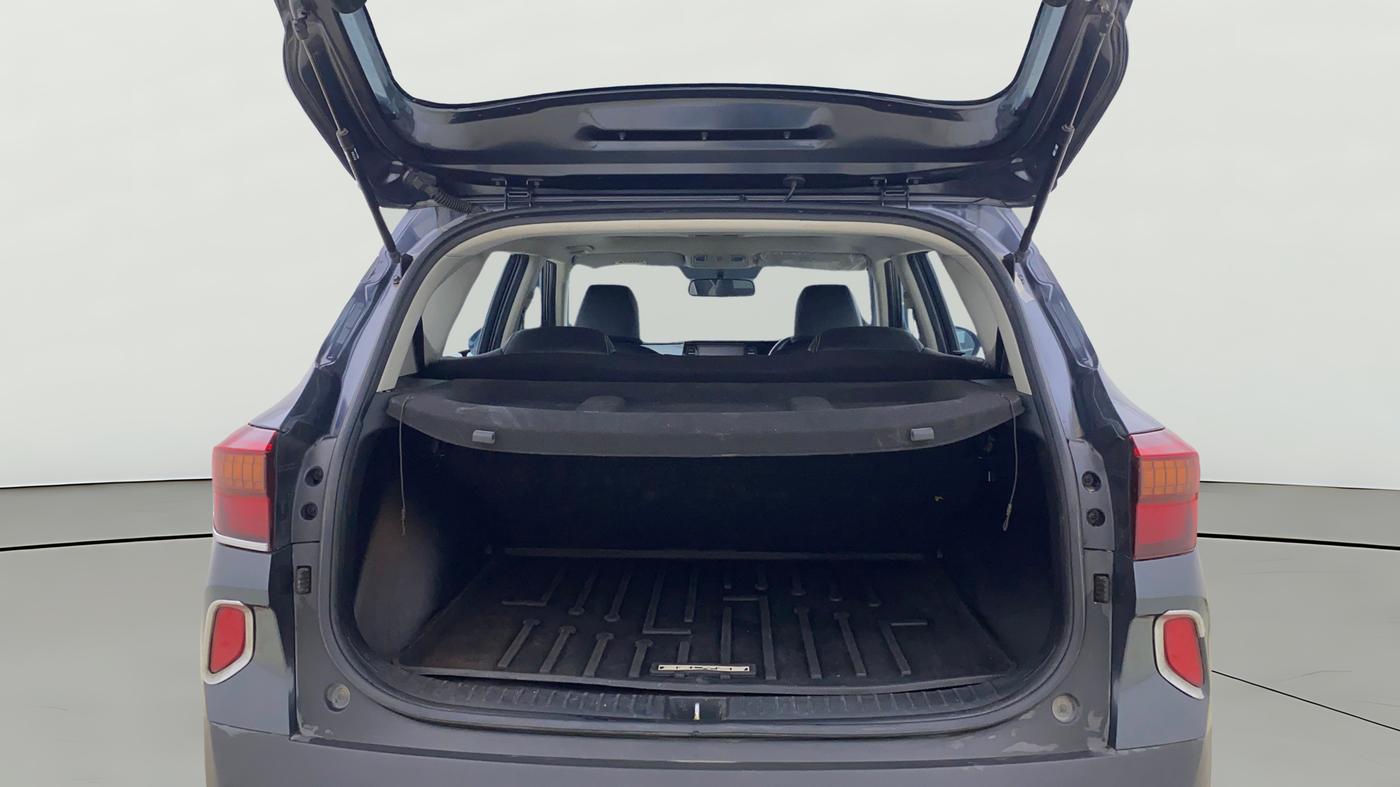 2023 KIA SELTOS HTK PLUS 1.5 DIESEL IMT, Diesel, Manual, 79,743 km, Boot Open Zoomed View