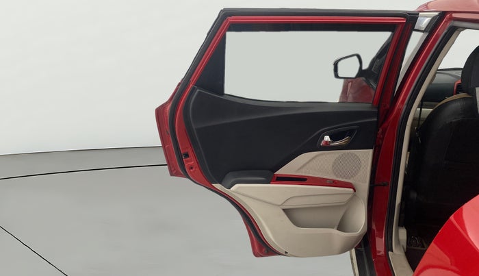 2021 Mahindra XUV300 W8 1.2 PETROL, Petrol, Manual, 55,848 km, LHS Rear Door