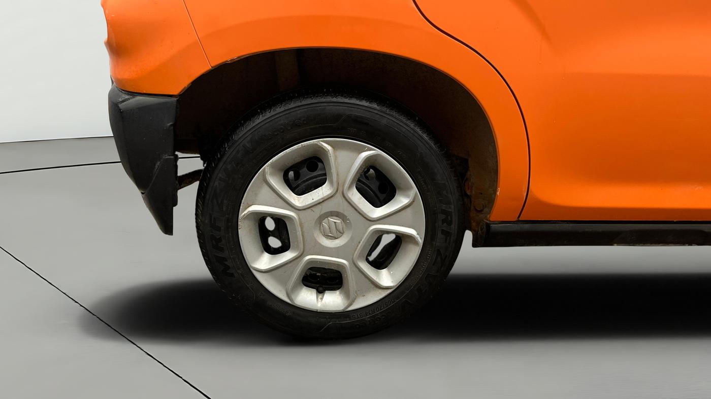 2019 Maruti S PRESSO VXI+, CNG, Manual, 57,087 km, Right Rear Wheel