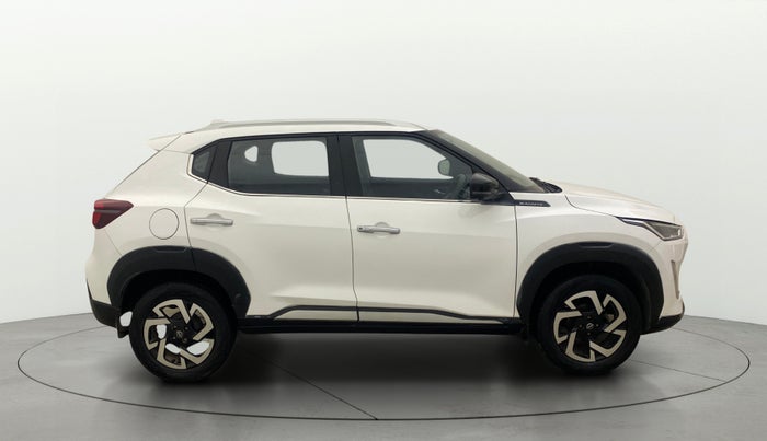 2024 Nissan MAGNITE XV Premium AMT, Petrol, Automatic, 16,068 km, Right Side View