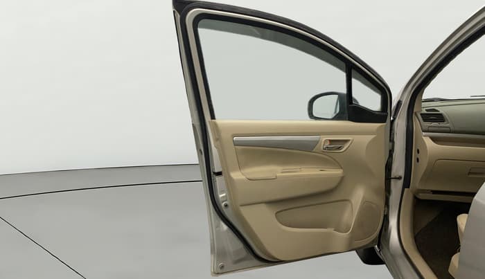 2016 Maruti Ertiga VDI SHVS, Diesel, Manual, 62,105 km, LHS Front Door