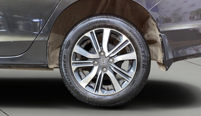 2022 Honda City 1.5L I-VTEC V MT 4TH GEN, Petrol, Manual, 7,329 km, Left Rear Wheel