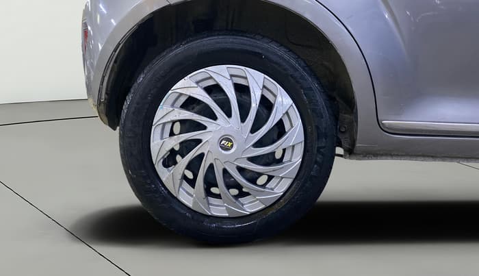 2022 Maruti IGNIS SIGMA 1.2, Petrol, Manual, 81,393 km, Right Rear Wheel