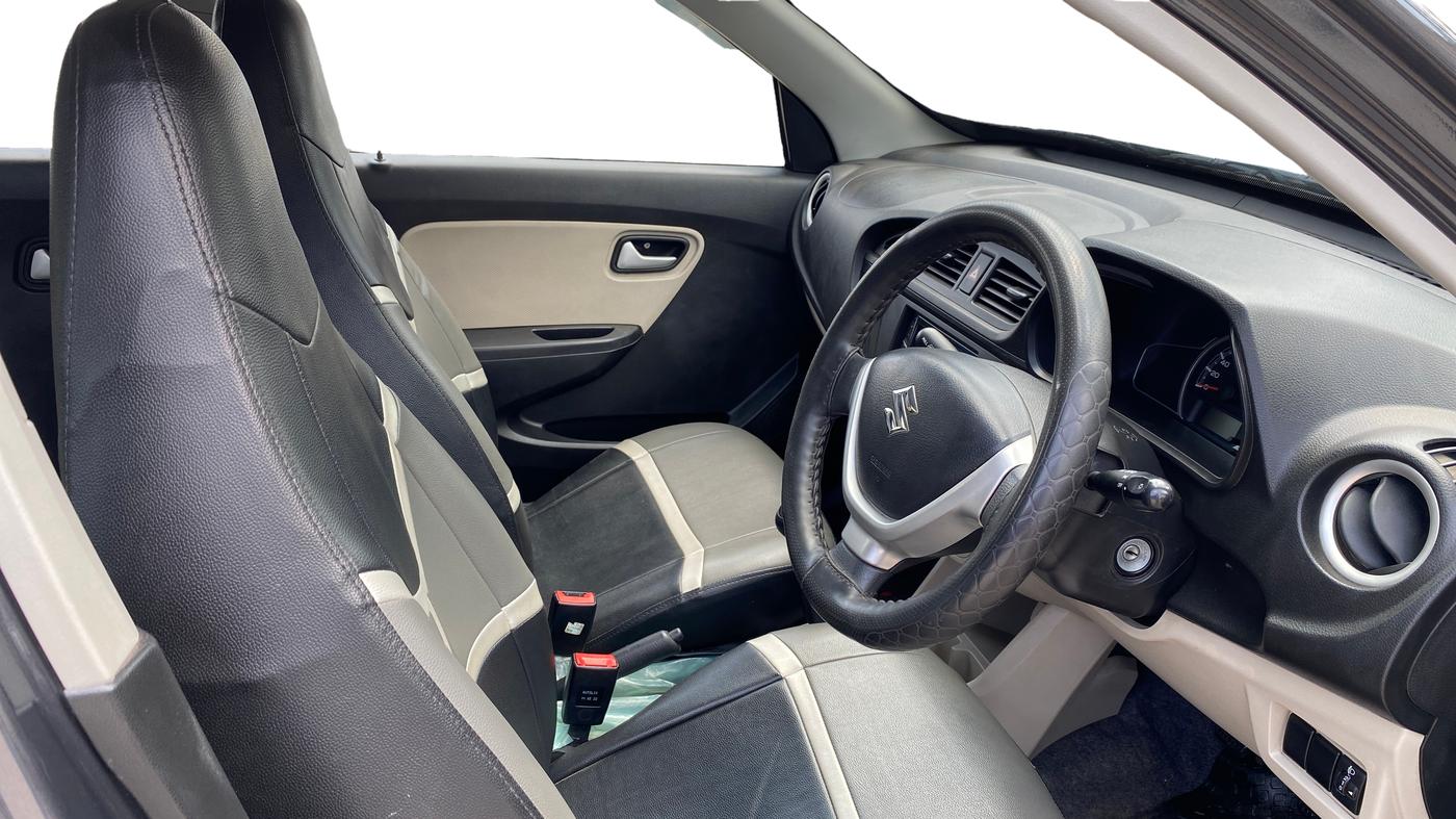 2022 Maruti Alto LXI O, Petrol, Manual, 29,514 km, Right Side Front Door Cabin