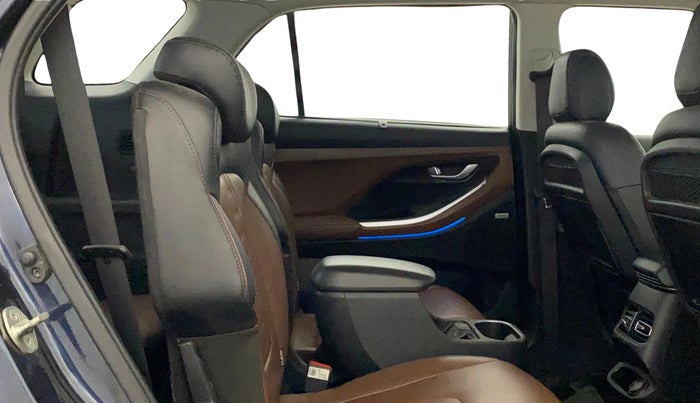 2022 Hyundai ALCAZAR 1.5 SIGNATURE (O) AT 6STR, Diesel, Automatic, 73,778 km, Right Side Rear Door Cabin