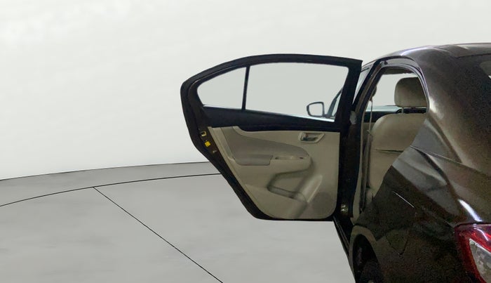 2016 Maruti Ciaz ZXI, Petrol, Manual, 70,565 km, LHS Rear Door