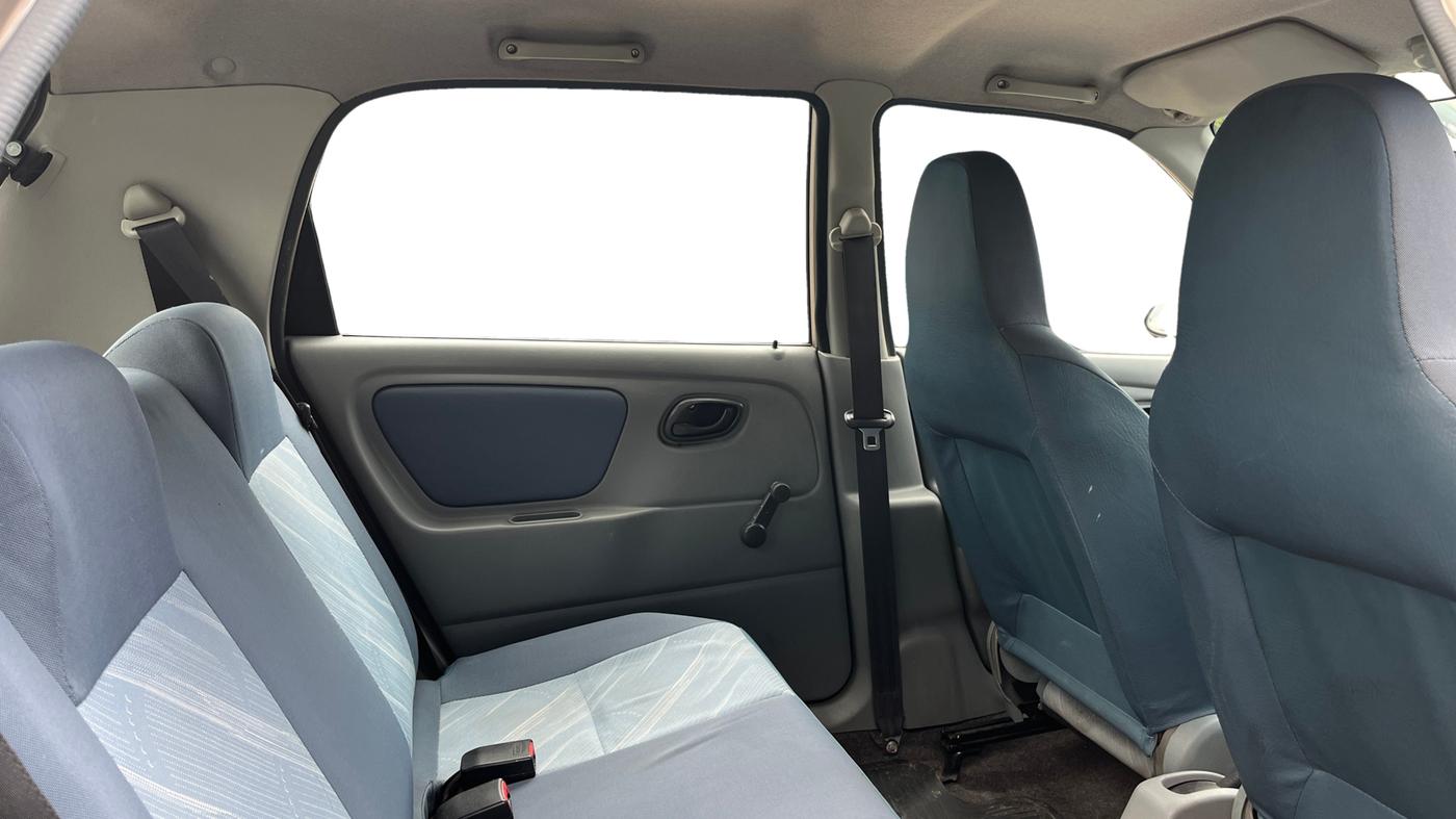 2013 Maruti Alto K10 VXI, Petrol, Manual, 45,404 km, Right Side Rear Door Cabin