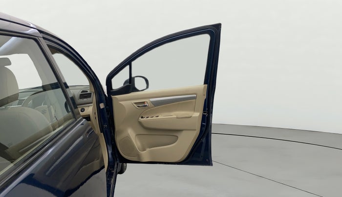 2017 Maruti Ertiga ZDI + SHVS, Diesel, Manual, 39,014 km, RHS Front Door