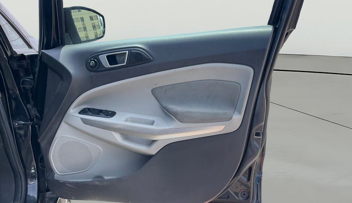 2015 Ford Ecosport TITANIUM 1.5L PETROL AT, Petrol, Automatic, 97,172 km, Driver Side Door Panels Control