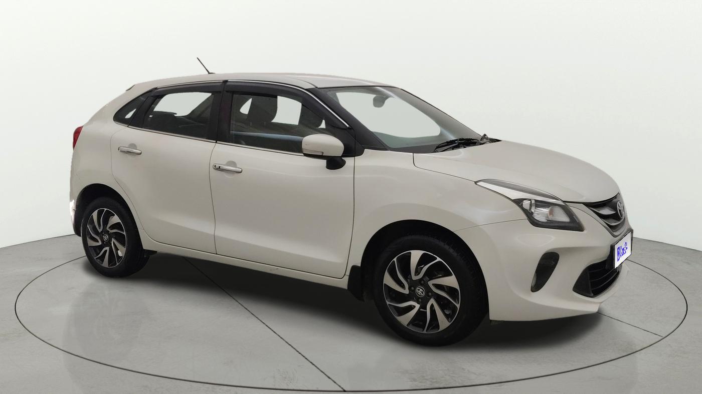 2020 Toyota Glanza V, Petrol, Manual, 56,794 km, Right Front Diagonal