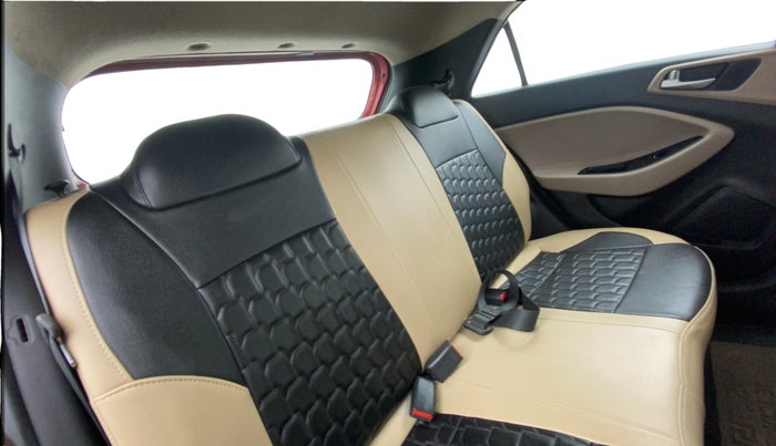 2019 Hyundai Elite i20 SPORTZ PLUS 1.2, Petrol, Manual, 31,255 km, Right Side Rear Door Cabin