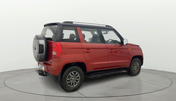 2017 Mahindra TUV300 T10 DUAL TONE, Diesel, Manual, 65,032 km, Right Back Diagonal