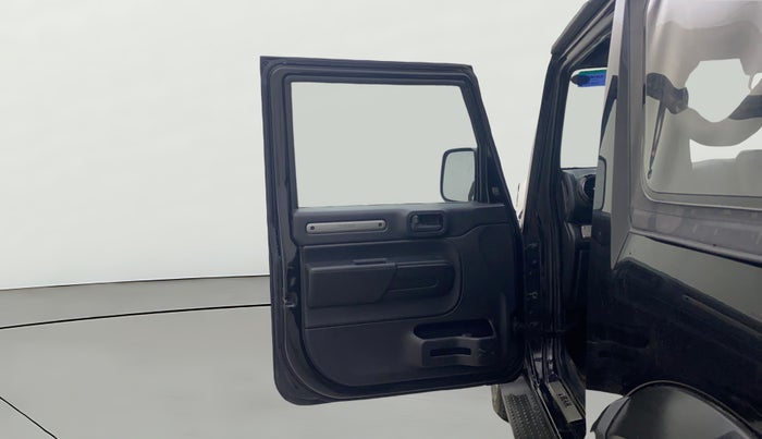 2021 Mahindra Thar LX  P 4WD AT CONVERTIBLE, Petrol, Automatic, 19,052 km, LHS Front Door