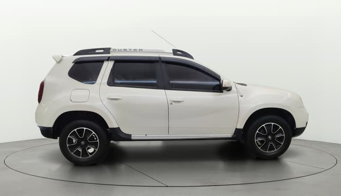 2017 Renault Duster 85 PS RXZ DIESEL, Diesel, Manual, 1,38,402 km, Right Side View
