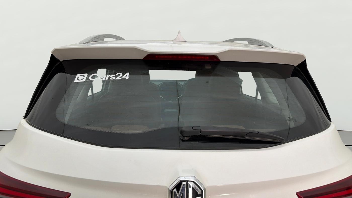 2023 MG HECTOR PLUS SHARP 1.5 PETROL TURBO CVT 6-STR, Petrol, Automatic, 25,994 km, Rear Windshield
