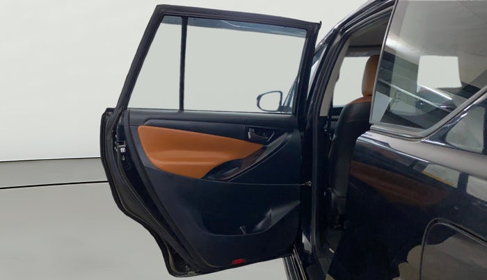 2022 Toyota Innova Crysta 2.7 GX AT 7 STR, Petrol, Automatic, 28,249 km, LHS Rear Door