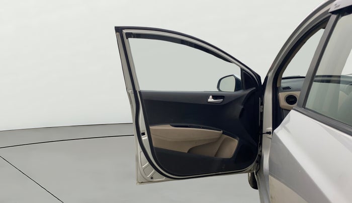 2017 Hyundai Xcent SX 1.2, Petrol, Manual, 79,971 km, LHS Front Door