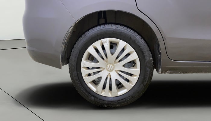2015 Maruti Ertiga VXI, Petrol, Manual, 46,143 km, Right Rear Wheel