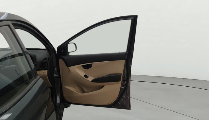 2015 Hyundai Eon MAGNA +, Petrol, Manual, 25,027 km, RHS Front Door