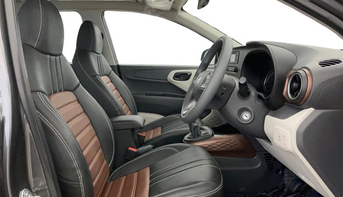 2024 Hyundai AURA S 1.2 CNG, CNG, Manual, 11,040 km, Right Side Front Door Cabin