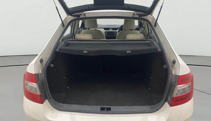 2015 Skoda Octavia ELEGANCE 1.8 TSI AT, Petrol, Automatic, 1,23,599 km, Boot Open Zoomed View