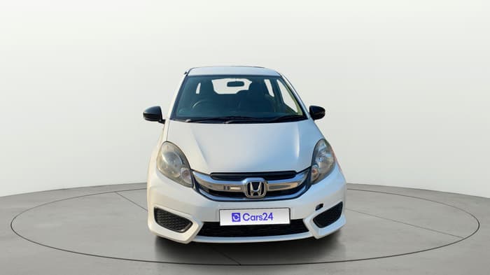 2017 Honda Brio S MT, Petrol, Manual, 1,02,588 km, Front