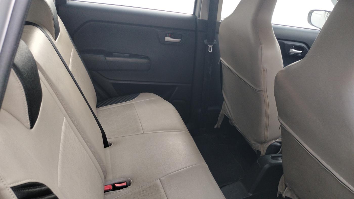 2022 Maruti New Wagon-R VXI 1.0, Petrol, Manual, 37,902 km, Right Side Rear Door Cabin
