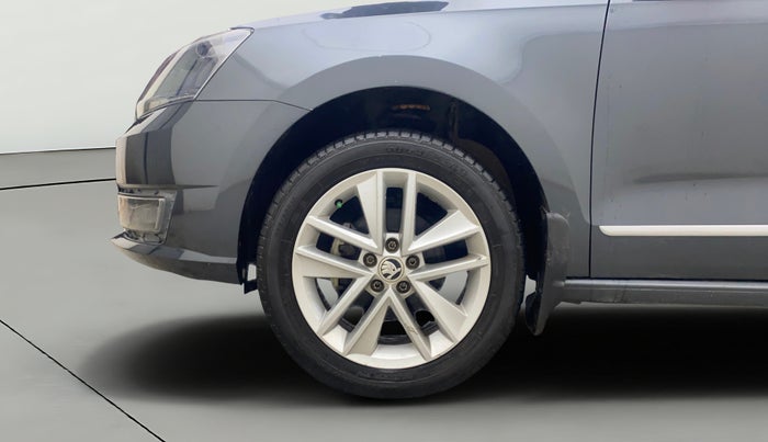 2018 Skoda Rapid STYLE 1.6 MPI, Petrol, Manual, 31,841 km, Left Front Wheel