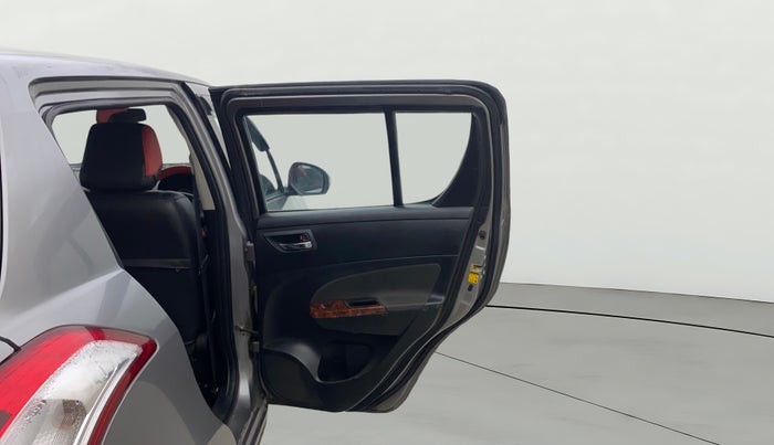 2013 Maruti Swift VXI, Petrol, Manual, 63,412 km, RHS Rear Door